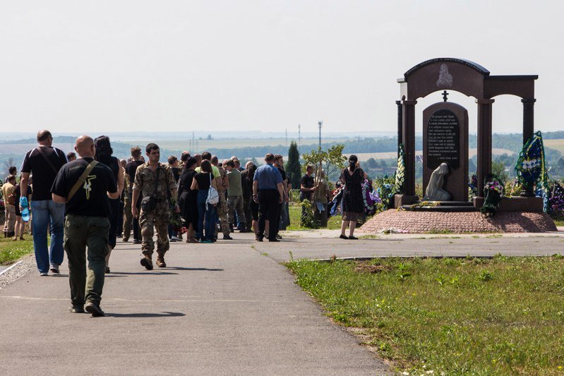 В Днепре похоронили ветерана АТО, убитого в перестрелке на Гагарина 1