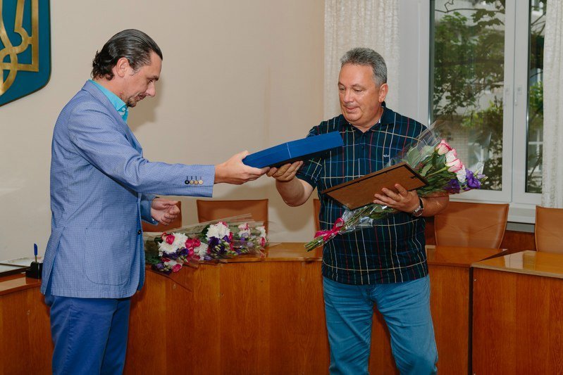 В Днепре прошло награждение по случаю Дня работников торговли 6