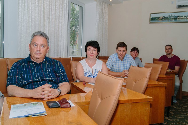 В Днепре прошло награждение по случаю Дня работников торговли 7