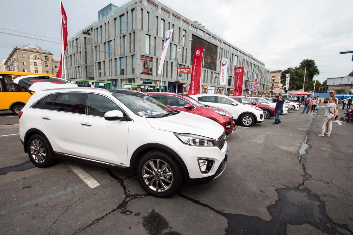 В Днепре прошел концерт «O.Torvald» и тест-драйв от Kia: ищите себя на фото 4