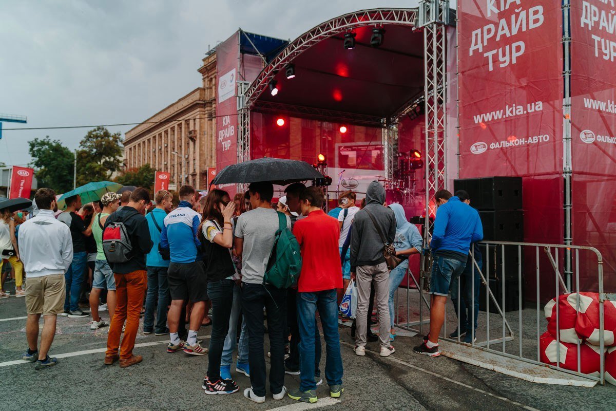 В Днепре прошел концерт «O.Torvald» и тест-драйв от Kia: ищите себя на фото 13