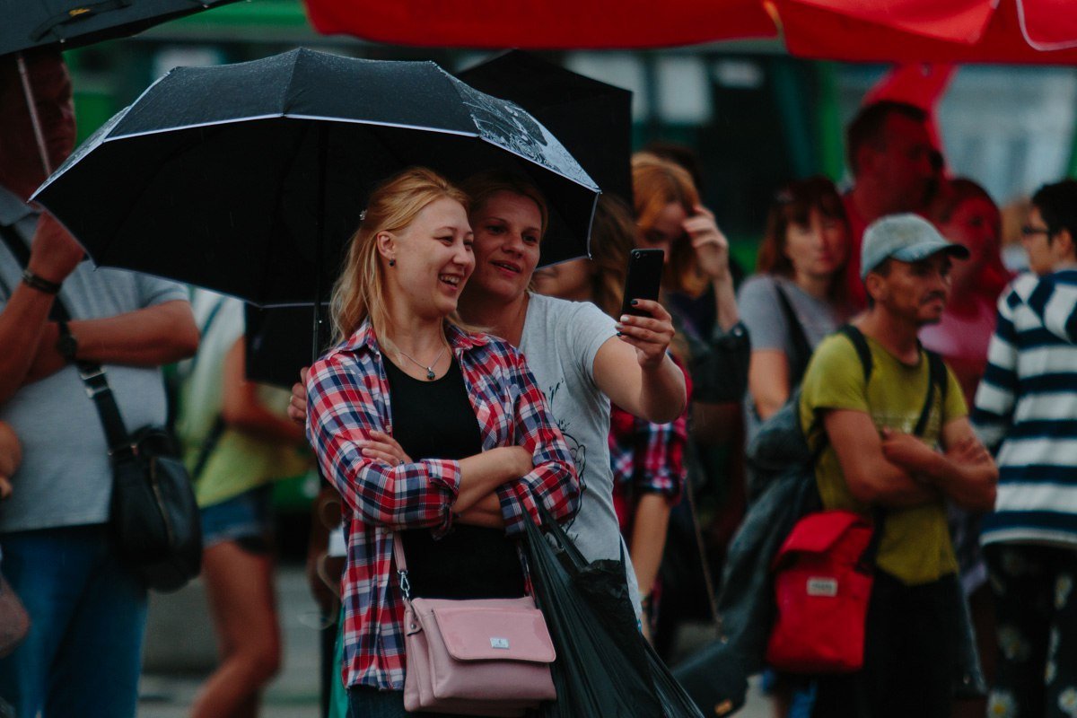 В Днепре прошел концерт «O.Torvald» и тест-драйв от Kia: ищите себя на фото 15