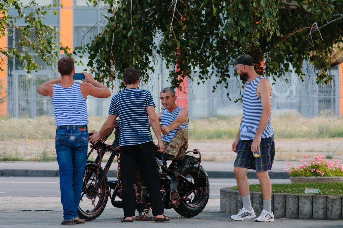 Информатор вышел «на охоту» в Днепре: ищите себя на фотографиях 6