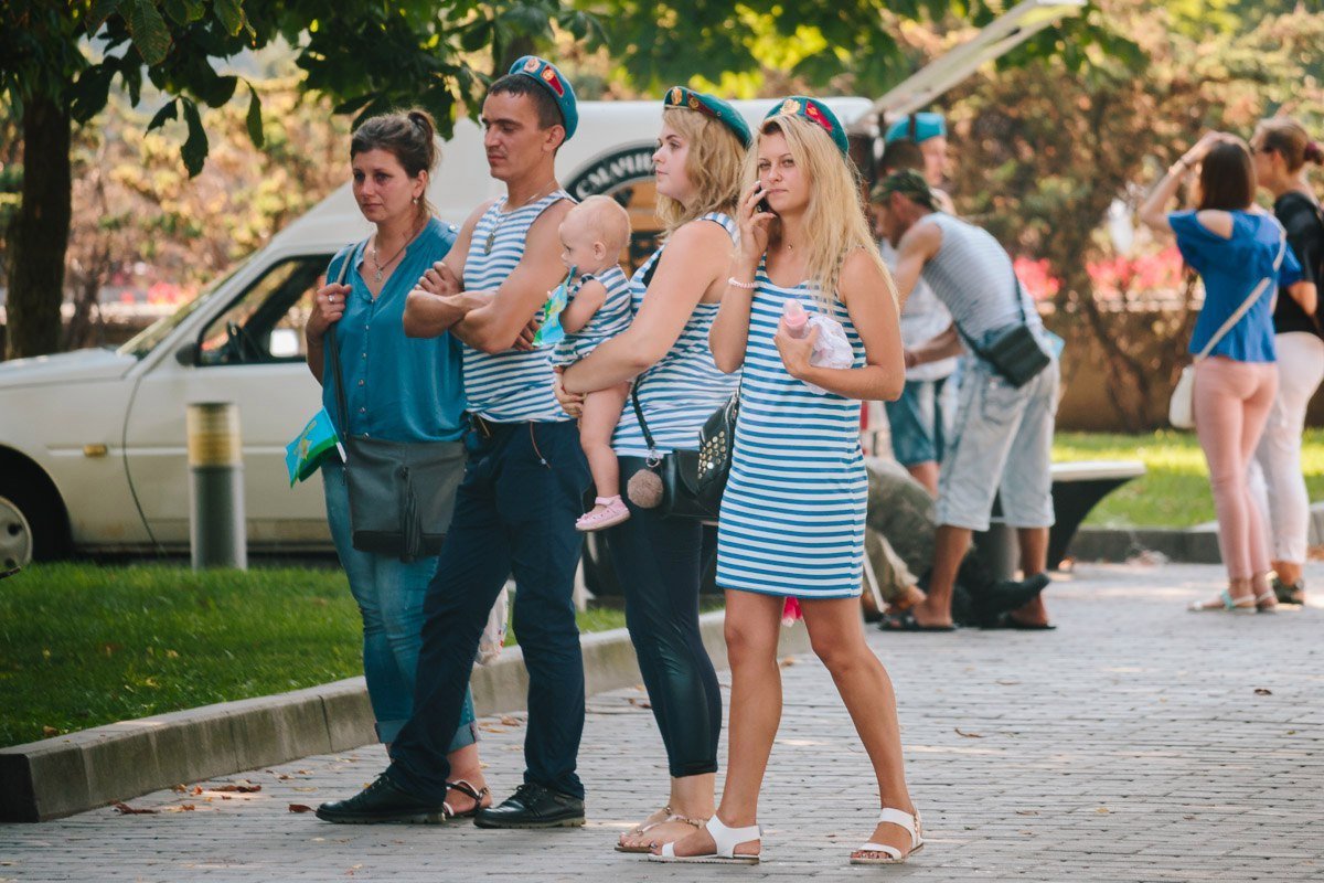 Информатор вышел «на охоту» в Днепре: ищите себя на фотографиях 8