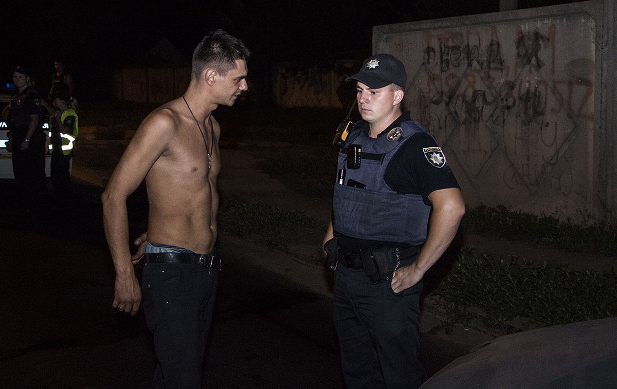 ДТП на съезде с Кайдакского моста: искали девушек, а познакомились с бетонной стеной 11