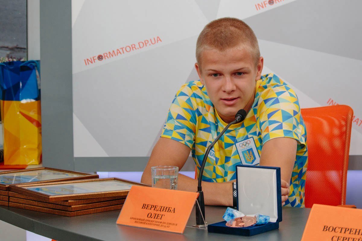 Юные олимпийцы Днепра привезли полный комплект медалей из Венгрии 4