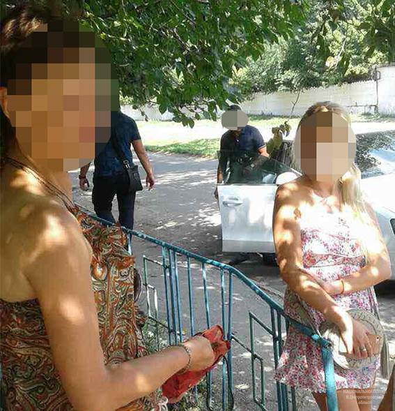 50 патронов к автомату в сумочке: в Днепре задержали женщину с боеприпасами 1