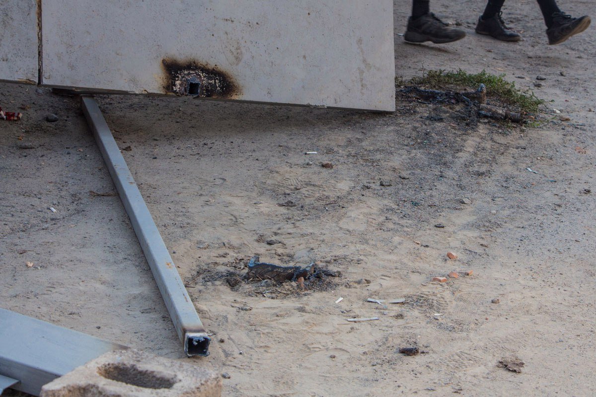 Разборки на Игреньском рынке: власти начали демонтировать незаконный ангар 5