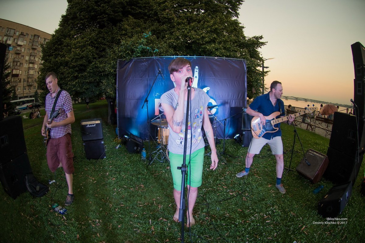 На набережной Днепра прошел вечер Пирса: как это было 12