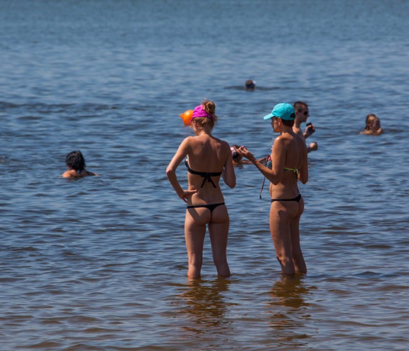 Выходной на Воронцовке: как жители Днепра отдыхают на пляже 9