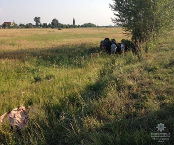 ДТП под Днепром: несовершеннолетний парень разбился на мопеде 1