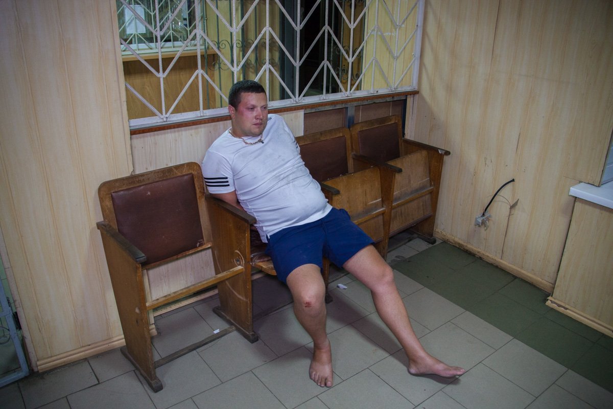 В Днепре на проспекте Мира пьяный водитель напал на полицейских 1