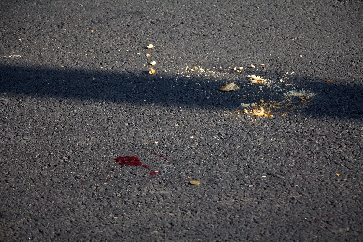 На Донецком шоссе ЗАЗ сбил женщину на пешеходном переходе 3