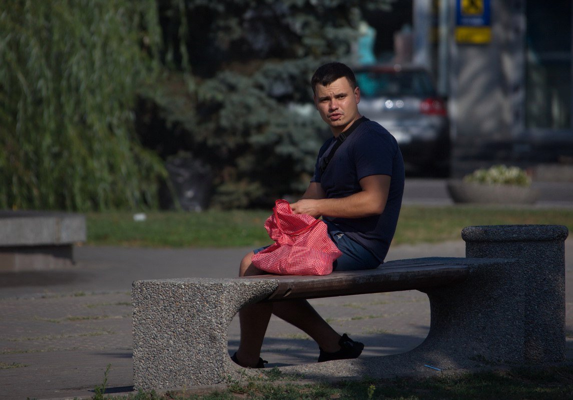 Информатор вышел «на охоту» в Днепре: ищите себя на фотографиях 2