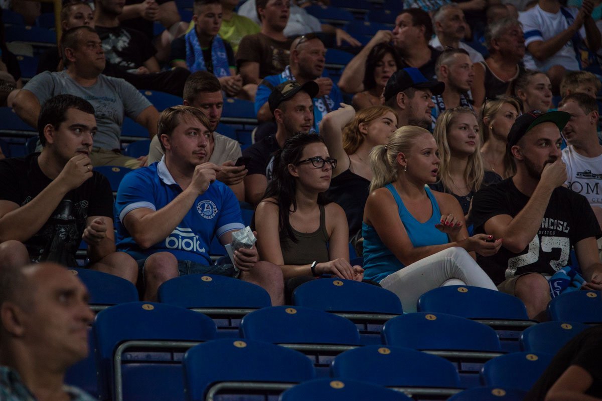 ФК «Днепр» VS СК «Днепр-1»: как прошел исторический матч 22