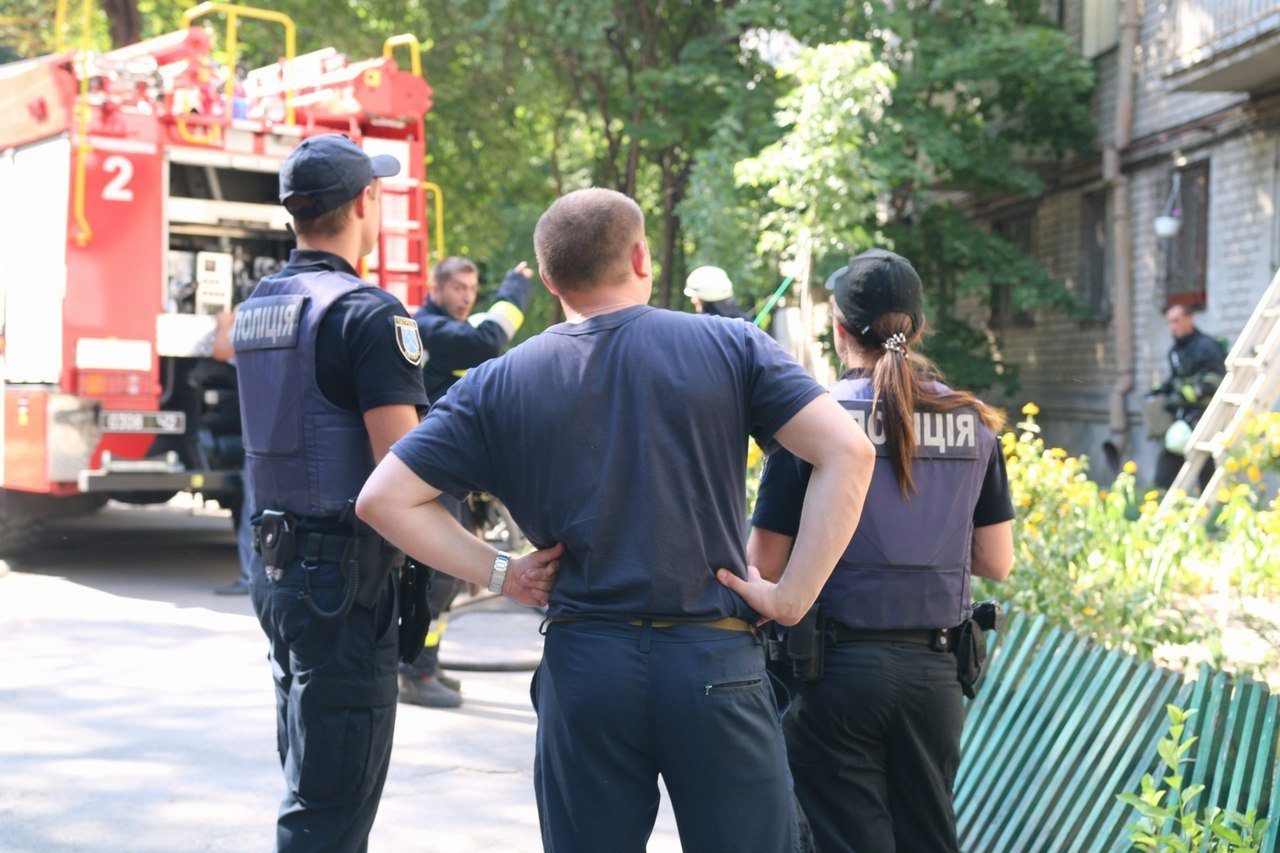 Пожар на Сичеславской Набережной: в квартире замкнуло проводку 1