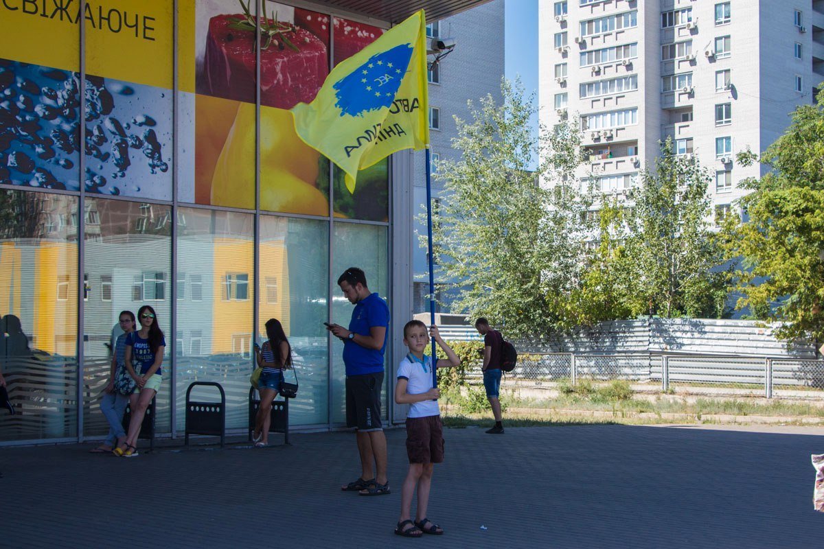 В Днепре прошел автопробег в поддержку владельцев европейских авто 5