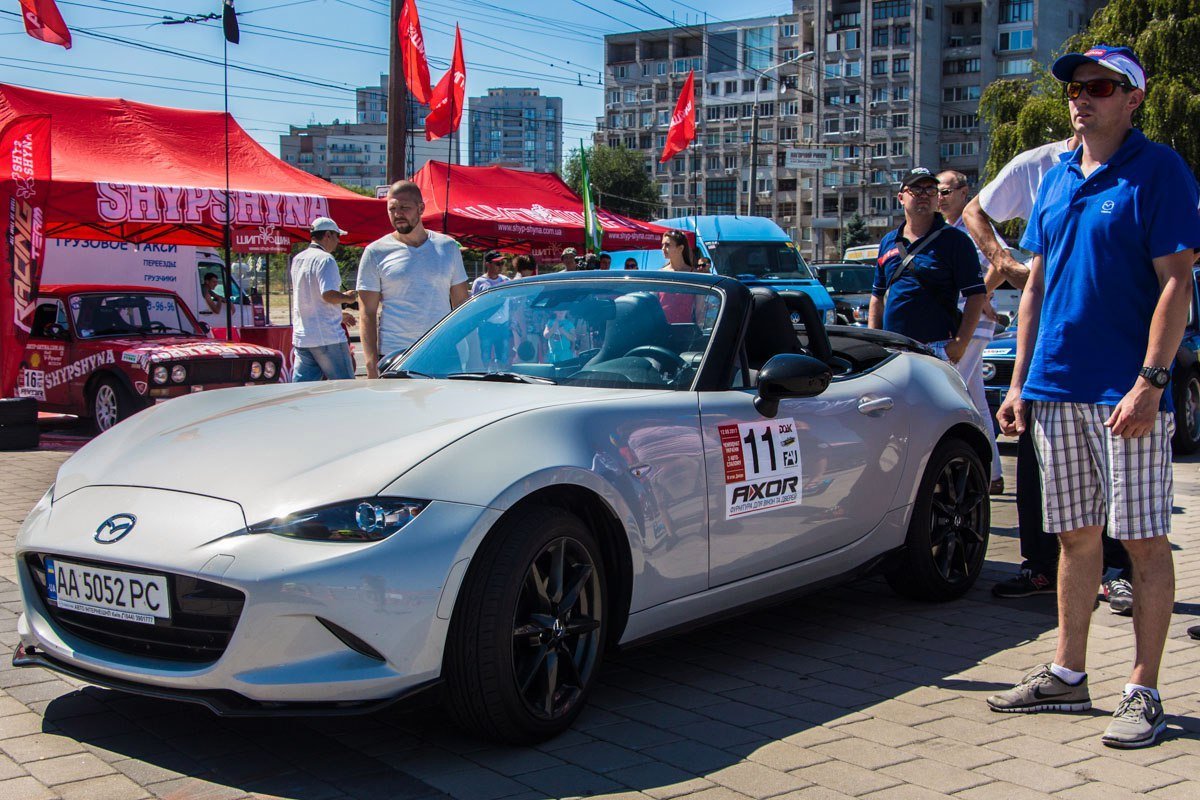 В Днепре прошел чемпионат по автослалому: как это было 8