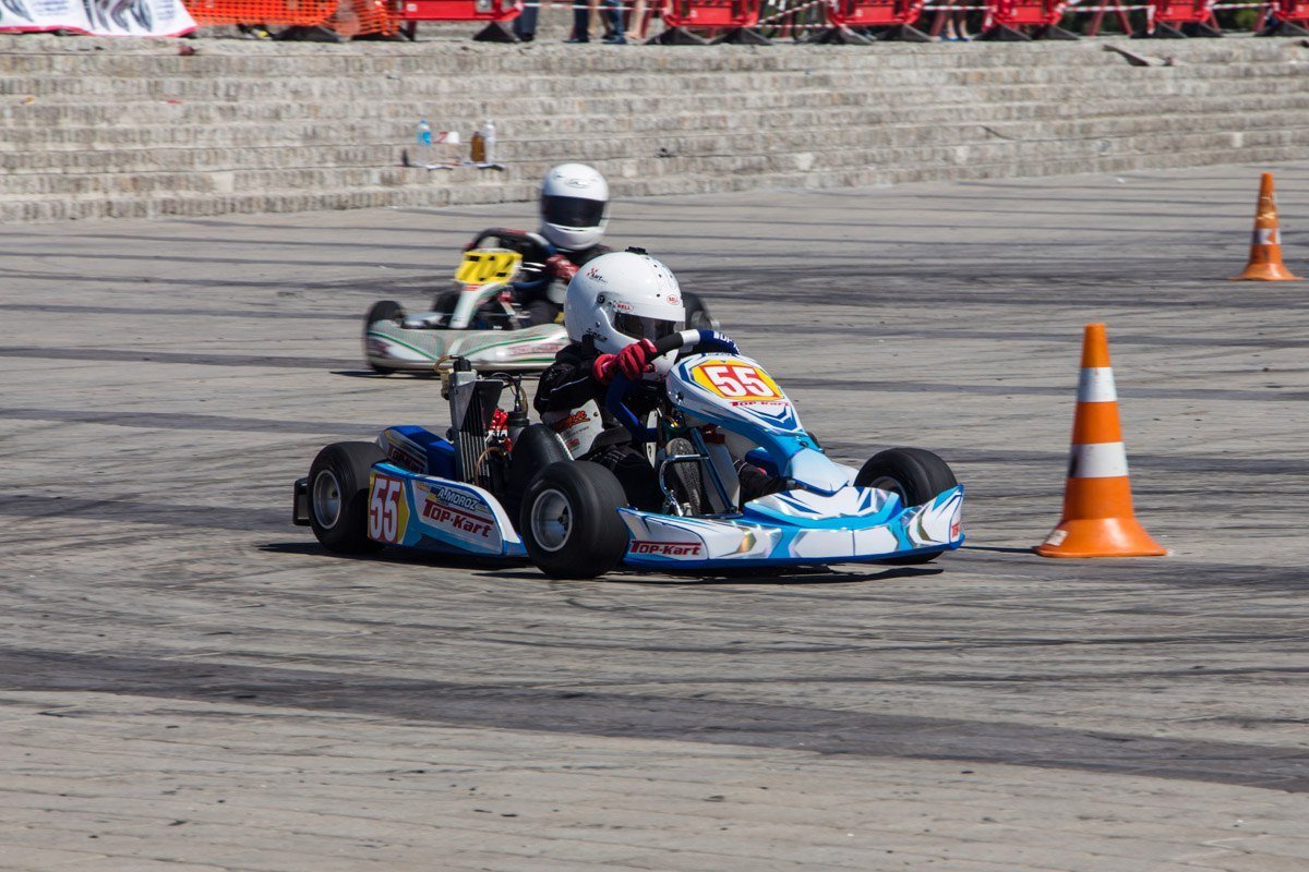 В Днепре прошел чемпионат по автослалому: как это было 13