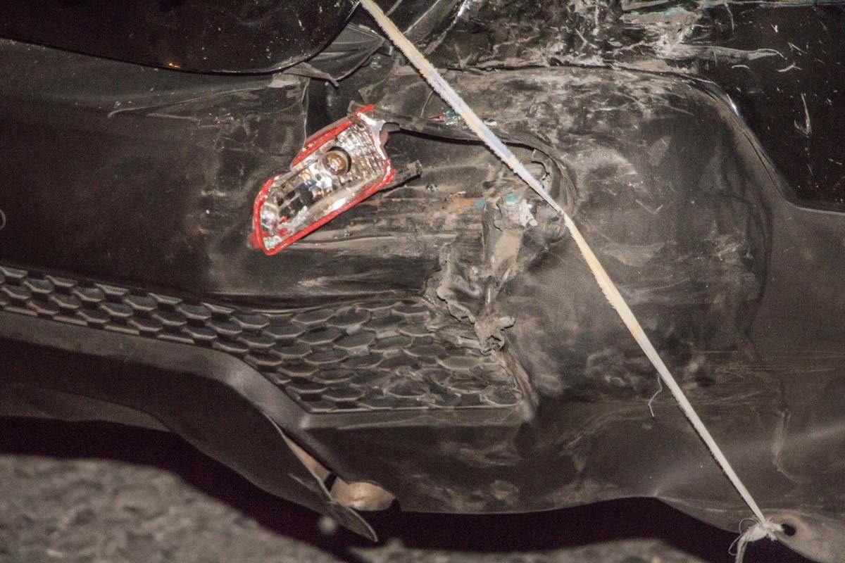 На Набережной Заводской столкнулись микроавтобус и KIA 5