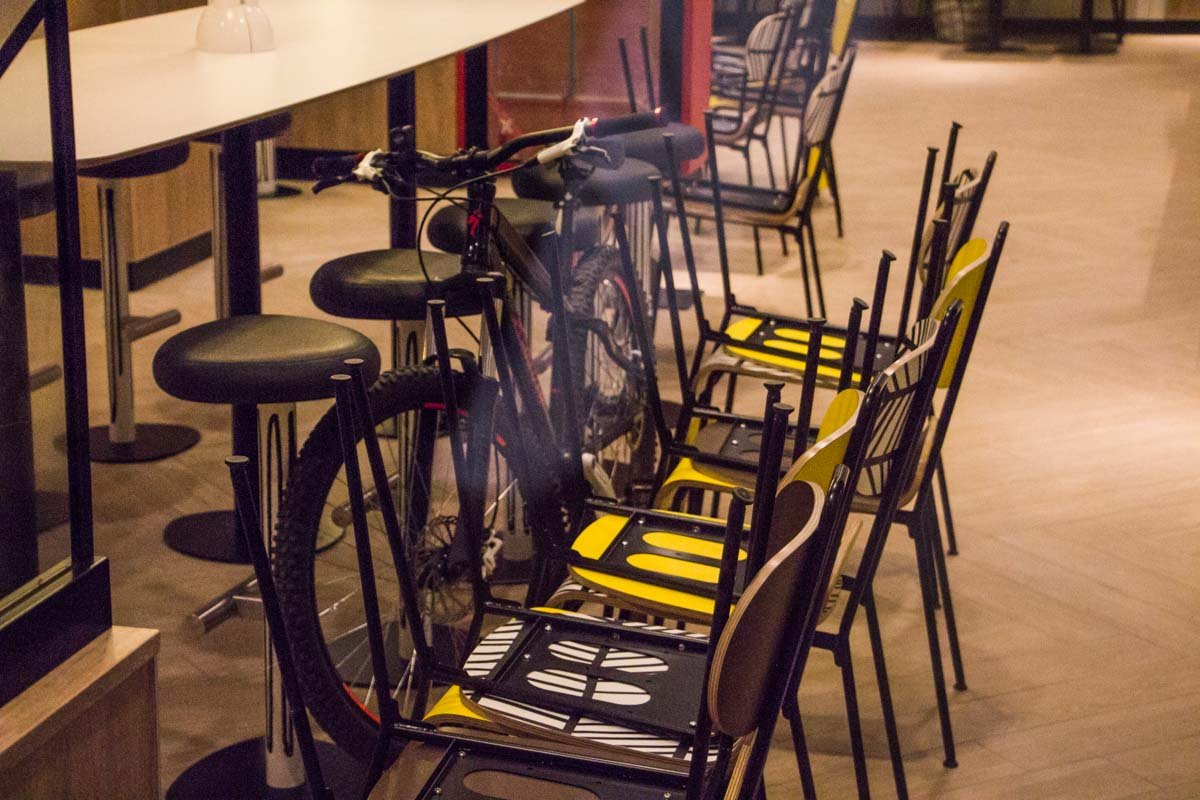 Получи ответ: когда в центре Днепра откроют обновленный McDonald's 2