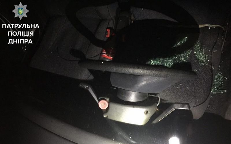 Убегал дважды: жители Днепра поймали автоугонщика 2