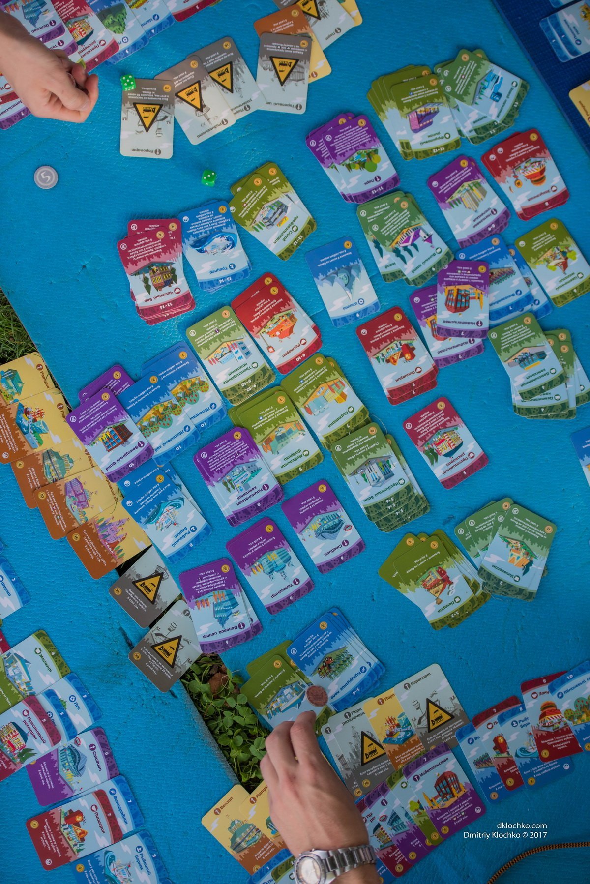 Игры на траве: на Набережной Днепра можно поиграть в настольные игры 3