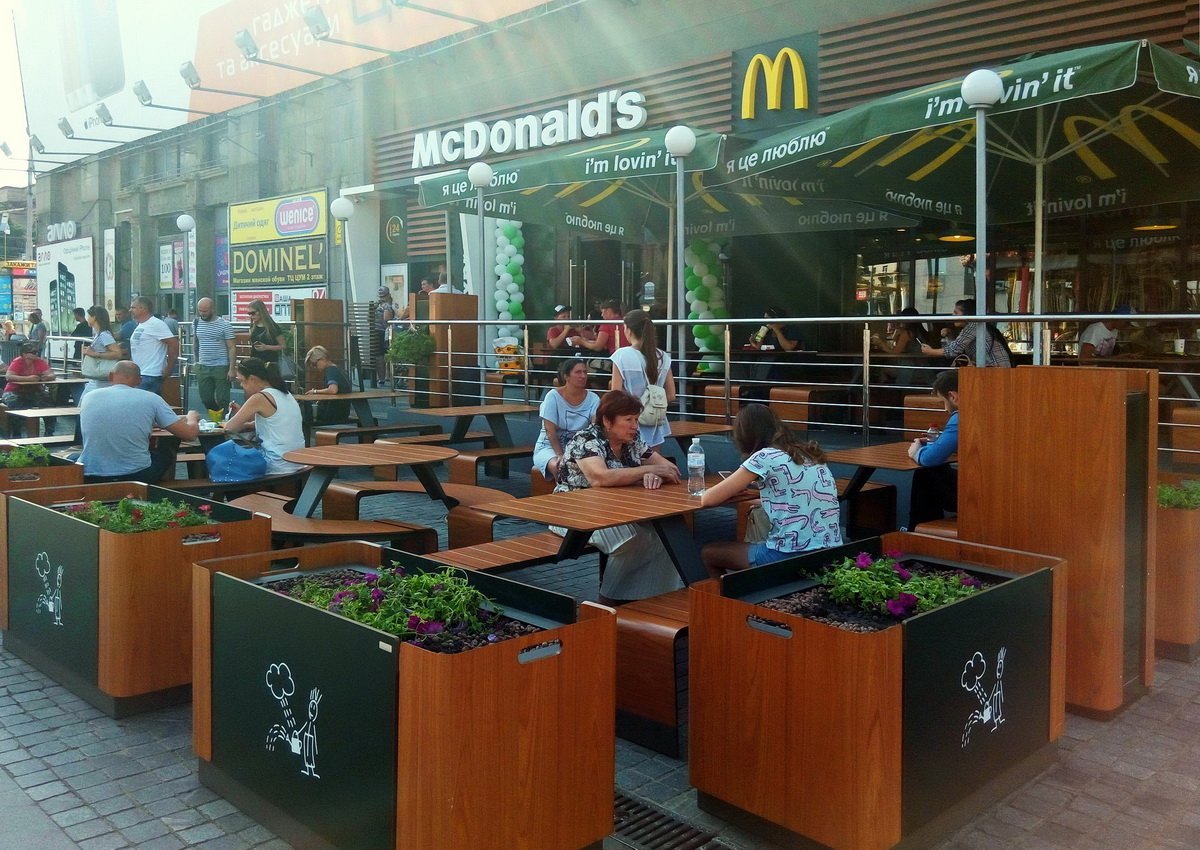 В центре Днепра открыли обновленный McDonald’s: плюсы и минусы заведения 2