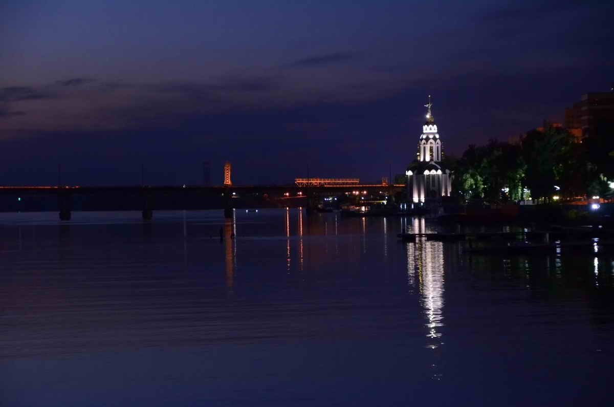 Рассвет в Днепре: красивые фото сонного города 2