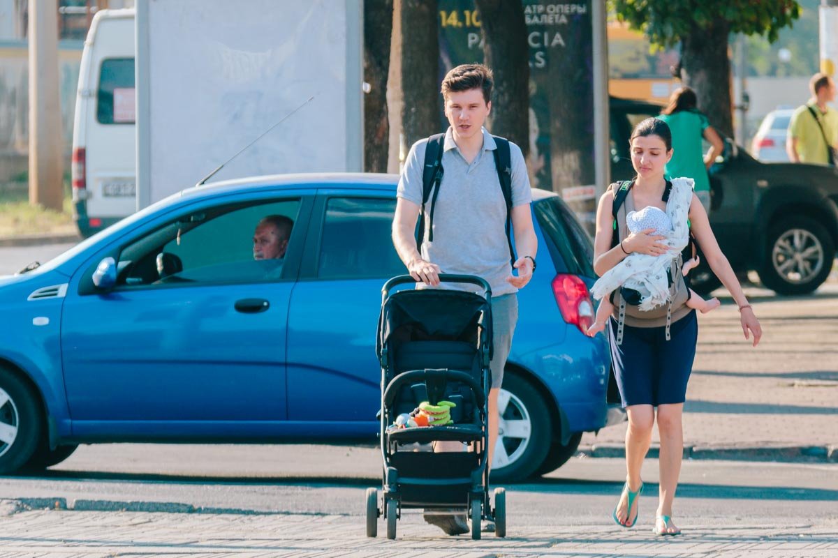 Информатор вышел «на охоту» в Днепре: ищите себя на фотографиях 8