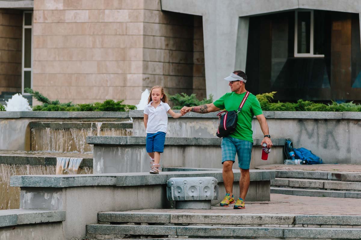 Информатор вышел «на охоту» в Днепре: ищите себя на фотографиях 13