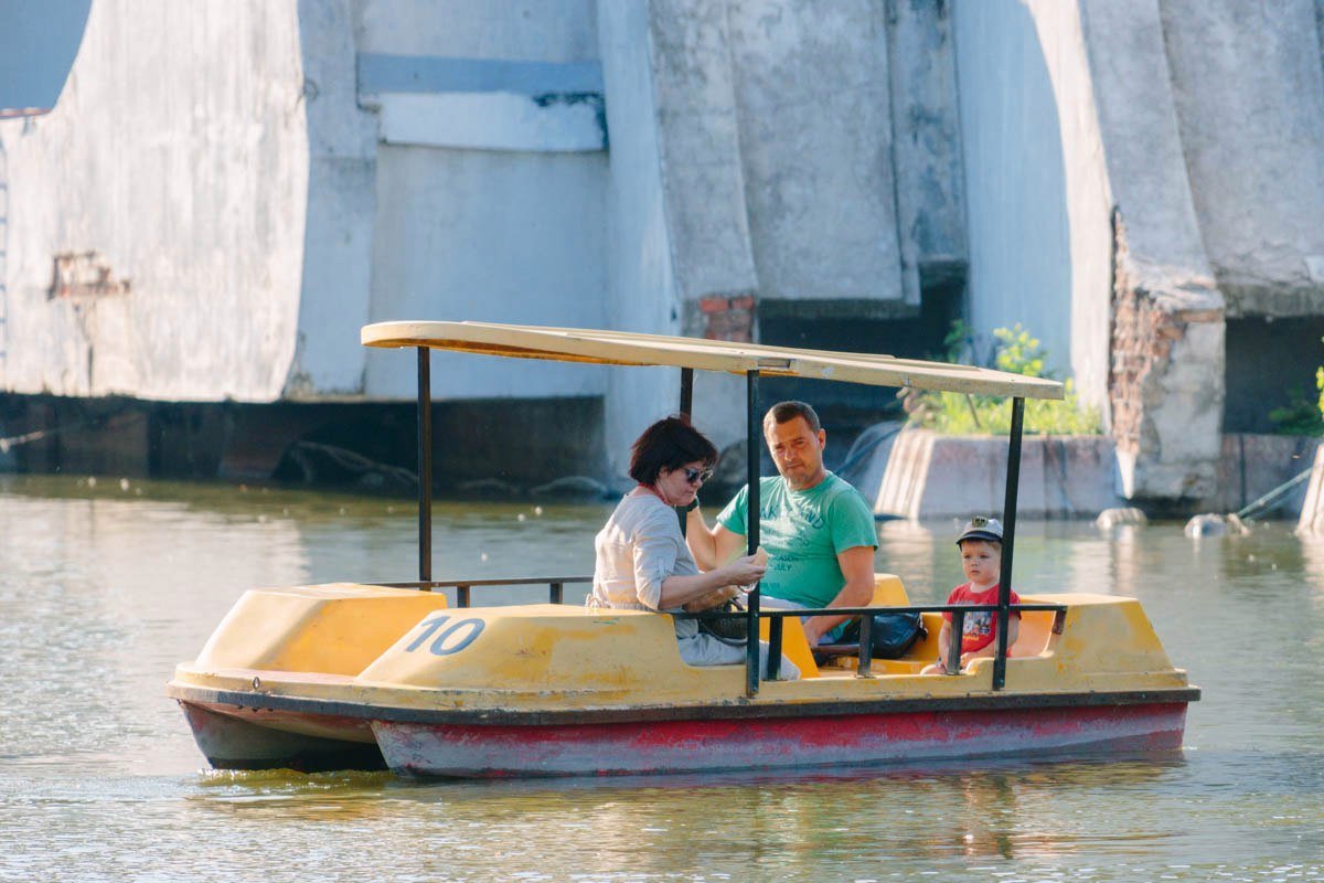 Информатор вышел «на охоту» в Днепре: ищите себя на фотографиях 19