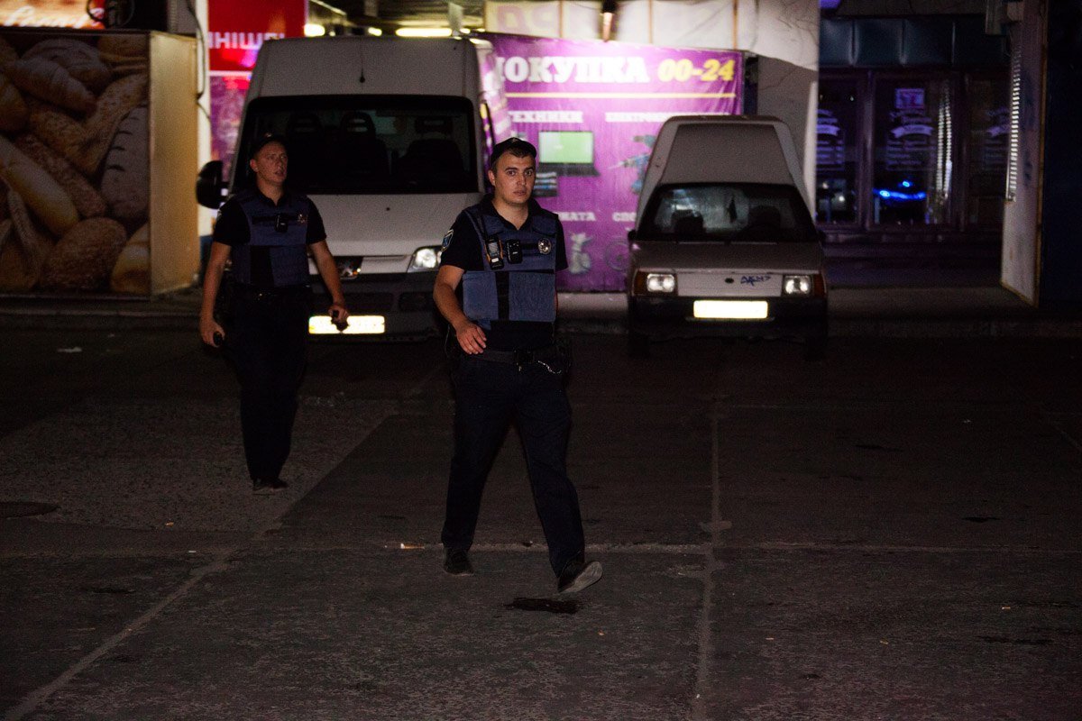 В Днепре заминировали здание автовокзала: движение перекрыто 7