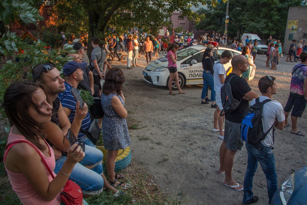 На проспекте Мира горели две квартиры, в одной из которых находился ребенок 4