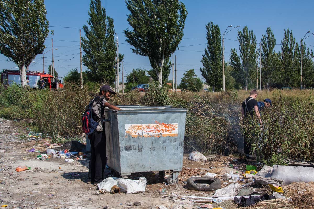 Стало известно, что горело на Донецком шоссе 8