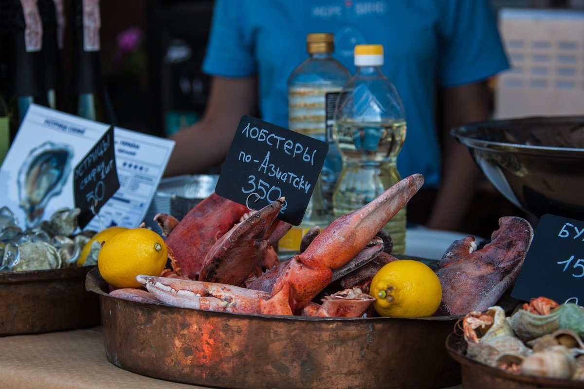 Лобстеры, устрицы и жареное мороженое: в Днепре стартовал фестиваль еды 4