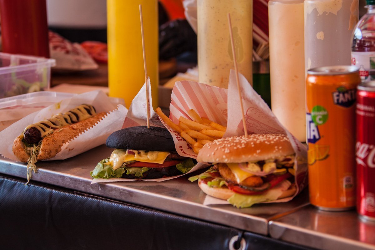 Лобстеры, устрицы и жареное мороженое: в Днепре стартовал фестиваль еды 12