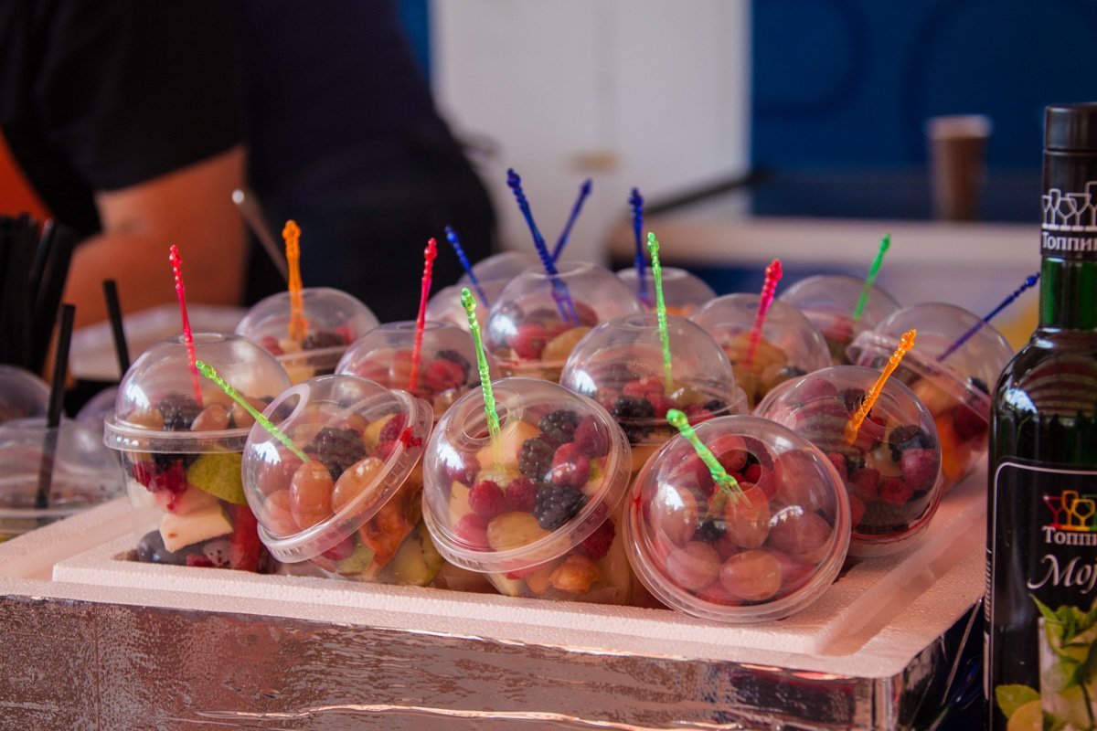 Лобстеры, устрицы и жареное мороженое: в Днепре стартовал фестиваль еды 13