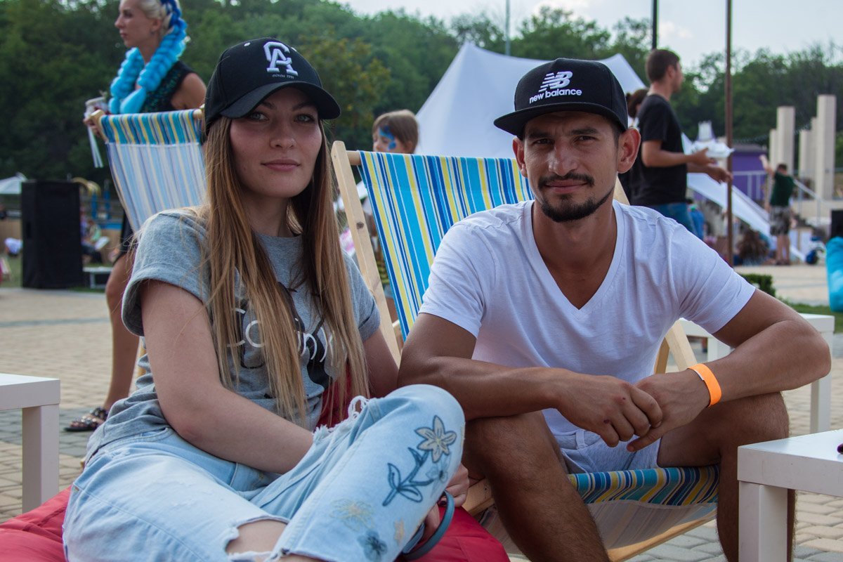 Лобстеры, устрицы и жареное мороженое: в Днепре стартовал фестиваль еды 23