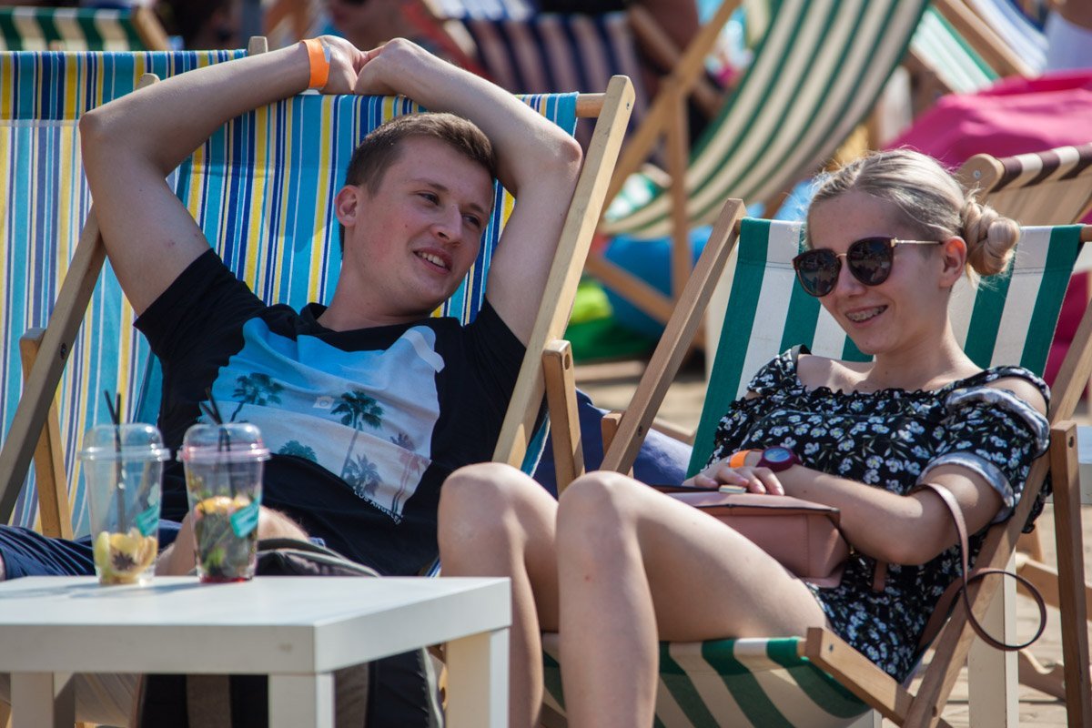 Лобстеры, устрицы и жареное мороженое: в Днепре стартовал фестиваль еды 25