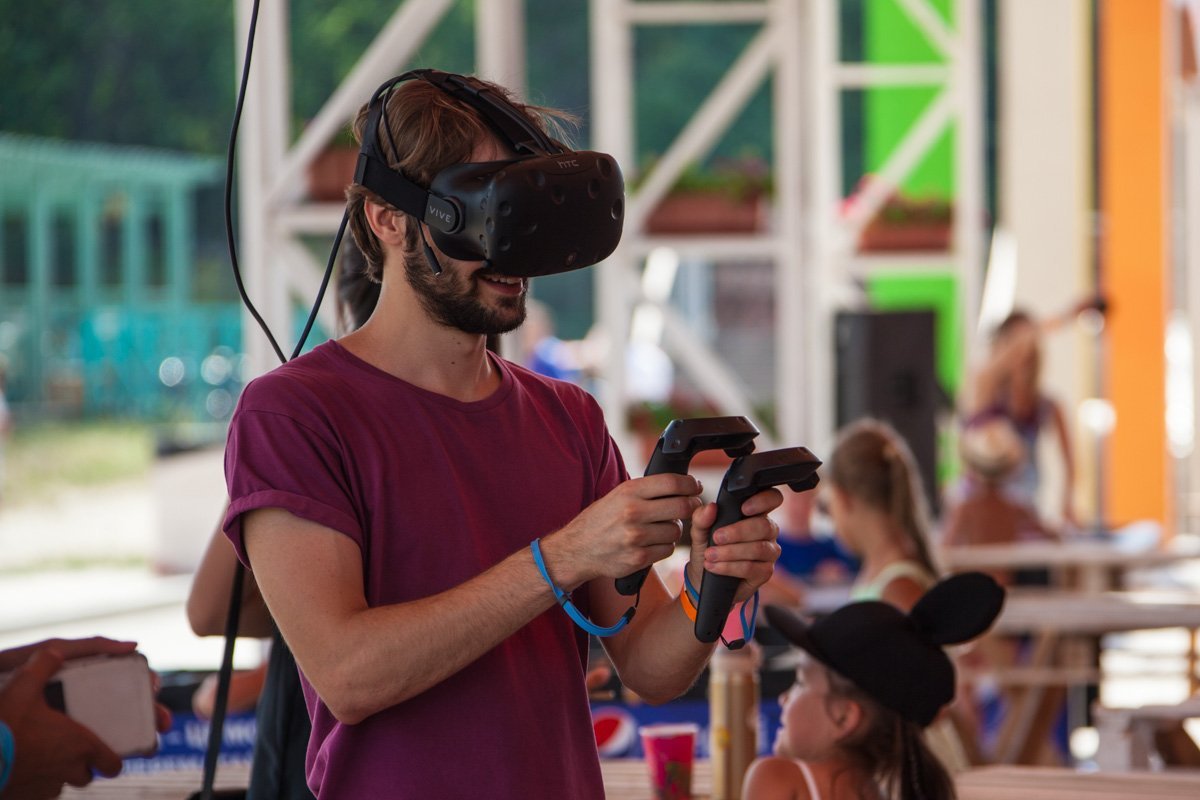 Лобстеры, устрицы и жареное мороженое: в Днепре стартовал фестиваль еды 28