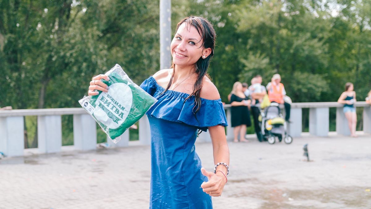 Море эмоций и душ из пожарного брандспойта: в Днепре прошла финальная водная битва 15