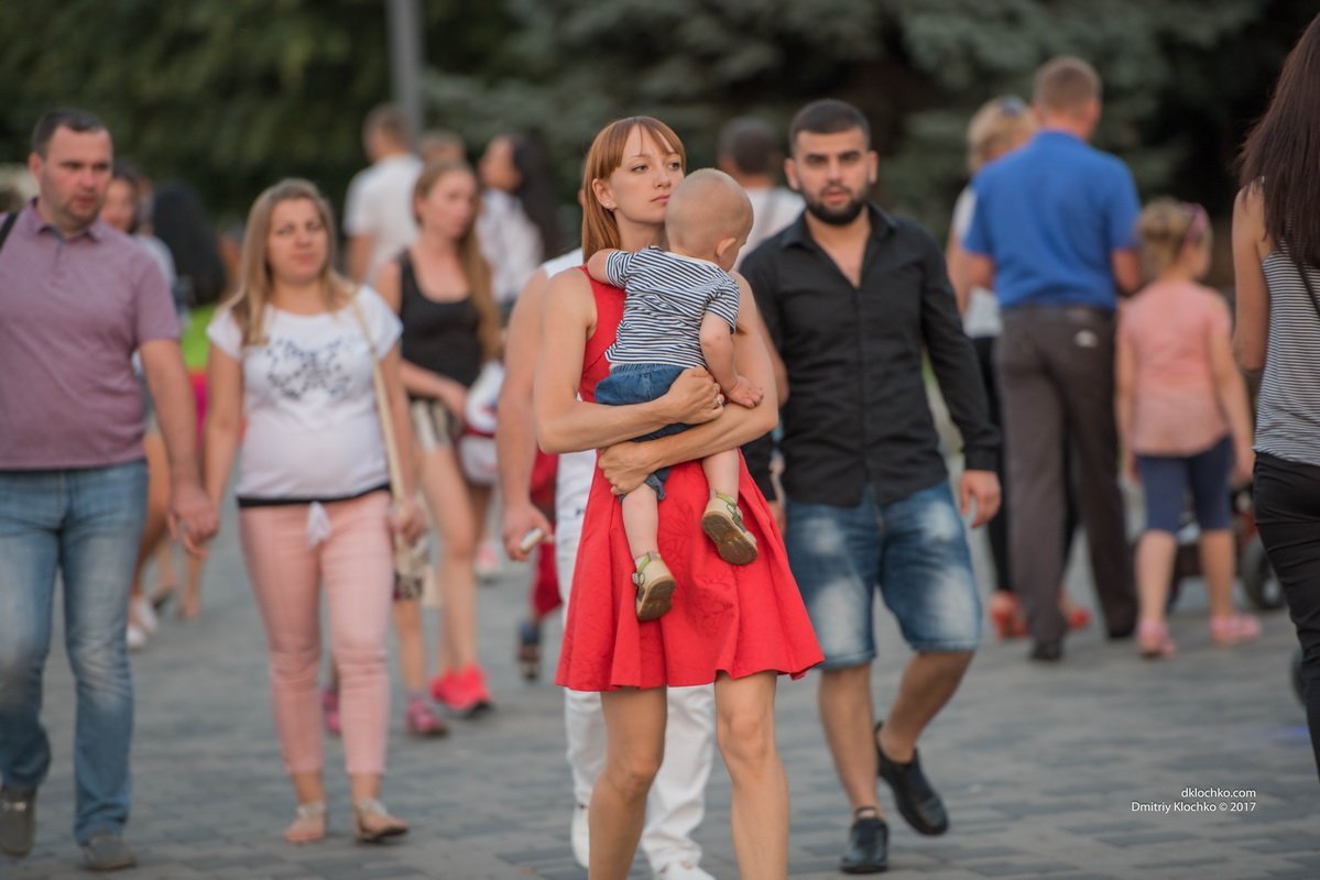 Информатор вышел «на охоту» в Днепре: ищите себя на фотографиях 3