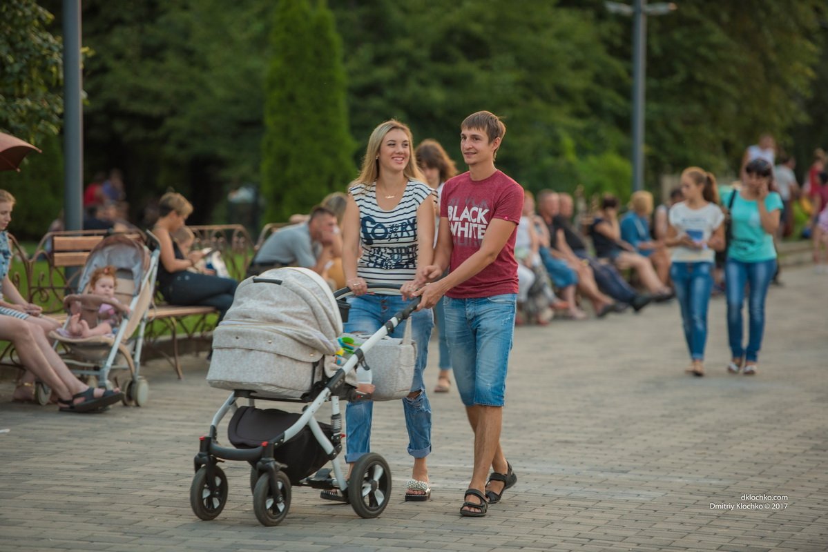 Информатор вышел «на охоту» в Днепре: ищите себя на фотографиях 4