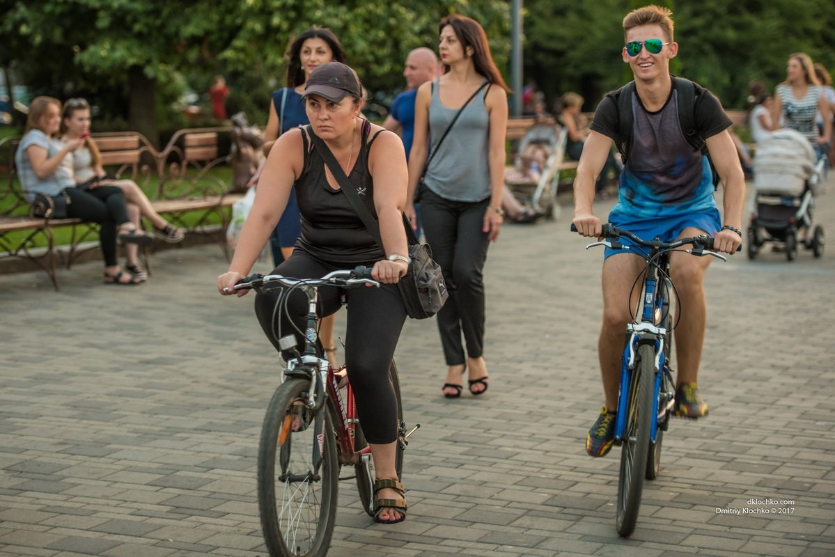 Информатор вышел «на охоту» в Днепре: ищите себя на фотографиях 5