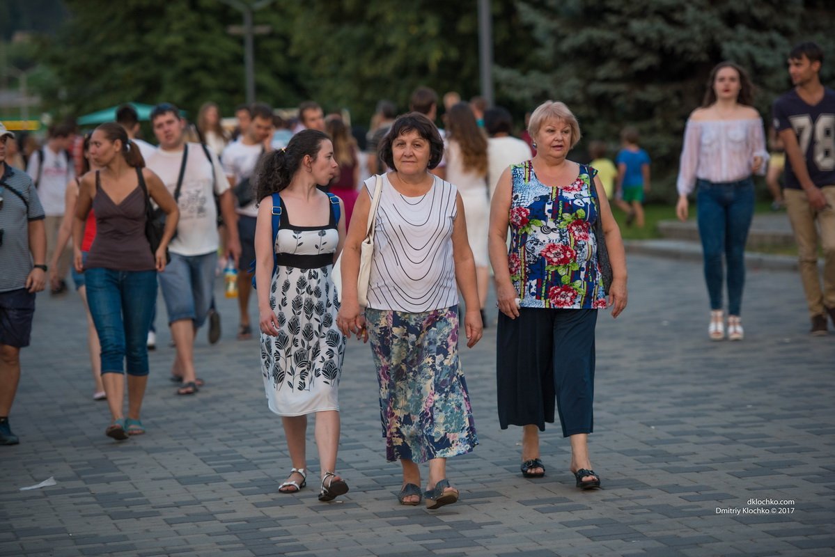 Информатор вышел «на охоту» в Днепре: ищите себя на фотографиях 8