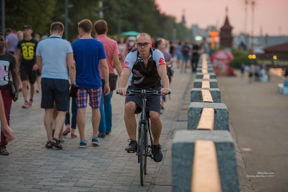 Информатор вышел «на охоту» в Днепре: ищите себя на фотографиях 14