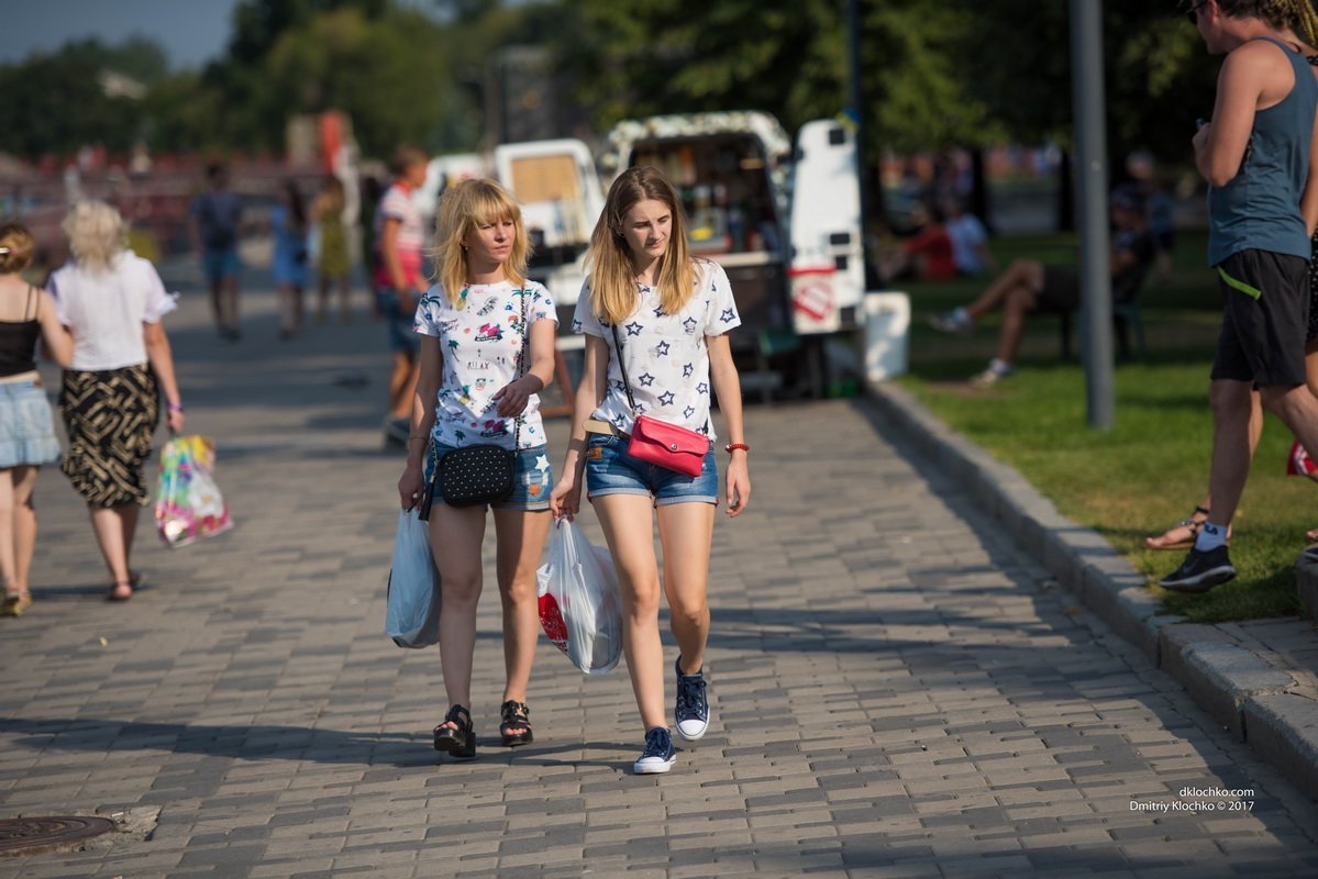 Информатор вышел «на охоту» в Днепре: ищите себя на фотографиях 34