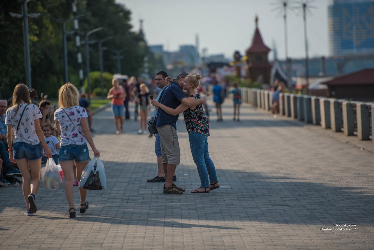 Информатор вышел «на охоту» в Днепре: ищите себя на фотографиях 37