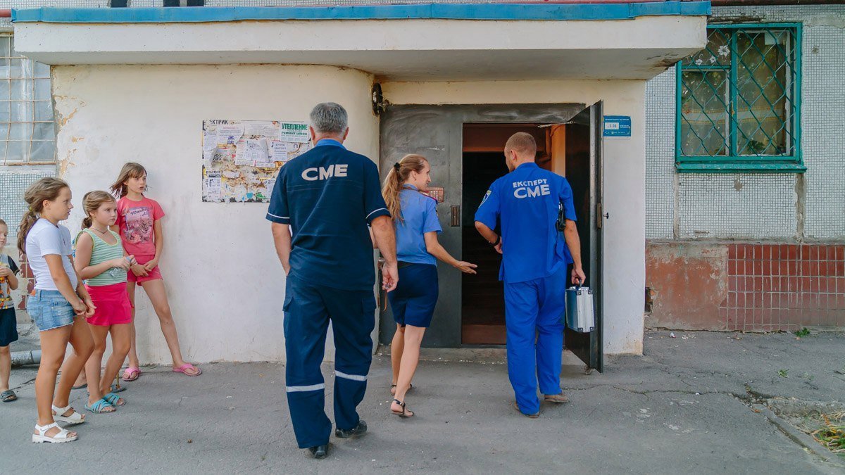 Очередной труп в закрытой квартире: умершая женщина лежала неделю 7